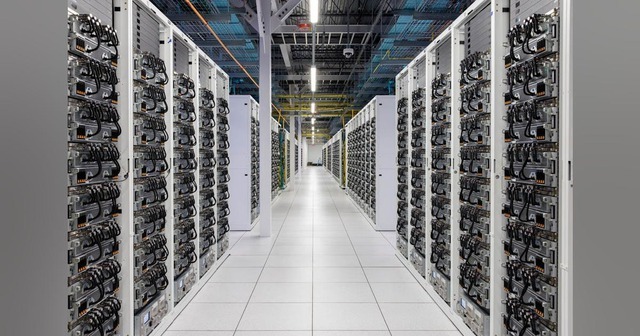 Elon Musk gọi vốn 25 tỷ USD cho siêu máy tính Colossus 2: Mục tiêu vận hành đồng loạt 1 triệu GPU, định giá xAI 200 tỷ USD?- Ảnh 1.